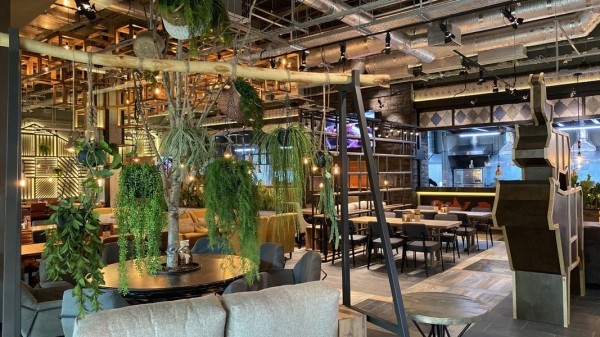 В ТРК &laquo;Лето&raquo; открылся ресторан &laquo;Чайхана Пахвала & Вкусновица&raquo;