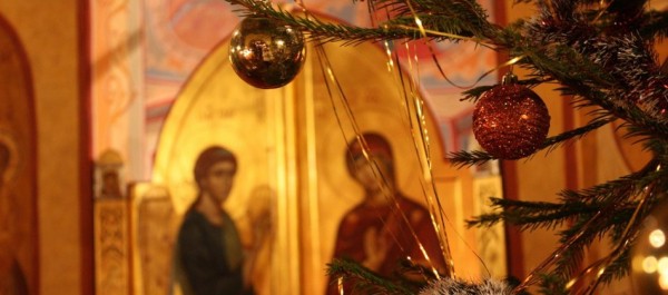 Рождественские службы и богослужения в храмах Петербурга в 2021 году
