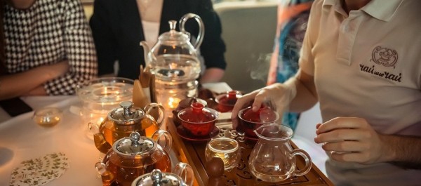 Кофе с тимьяном или грейпфрутовый глинтвейн: согревающие напитки в кафе Петербурга