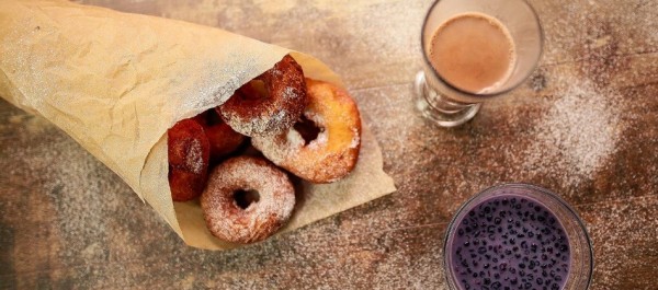 Интеллигентные пышки и ленинградский рассольник: подборка рецептов от шеф-повара Александра Бельковича