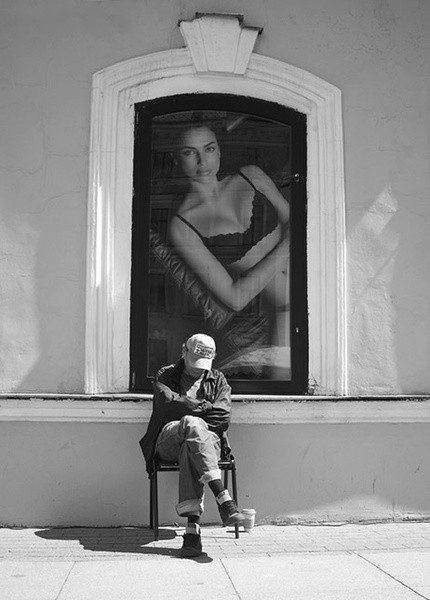 На Некрасова открылся галерейный проект Poster Bar На Некрасова открылся галерейный проект Poster Bar