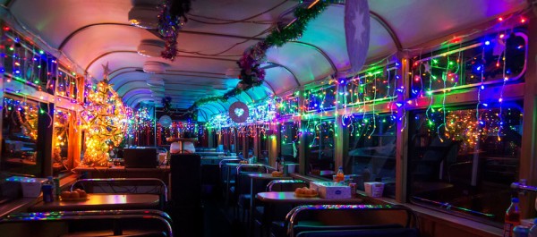 Любовь в комиксах и романтичная прогулка по оранжерее: куда пойти 14 февраля в Петербурге