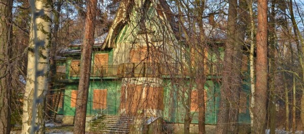 Вместо особняка &mdash; гостиница: какие заброшенные здания Петербурга могут скоро получить вторую жизнь