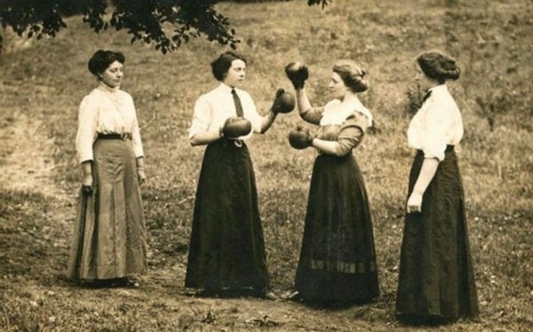 От Февральской революции до народных гуляний: как раньше отмечали 8 Марта?