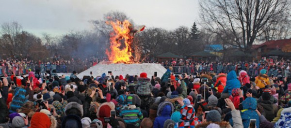 В Саблинских пещерах, в городских парках и усадьбе: большой гид по Масленице 2021 в Петербурге и Ленобласти