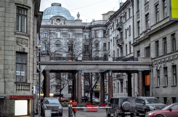 Дома Петербурга, снимавшиеся в кино