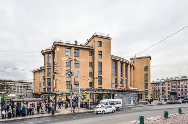 Архитектура Кировского района как наглядное воплощение истории советского строительства