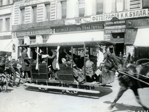 Прогулки Монферрана, обормот на бегемоте и &laquo;сорок мучеников&raquo;: подборка исторических анекдотов к 1 апреля