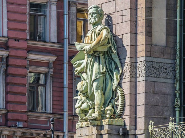 Империя Григория Елисеева: история Елисеевских магазинов в Москве и Петербурге