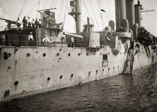 Прогулки Монферрана, обормот на бегемоте и &laquo;сорок мучеников&raquo;: подборка исторических анекдотов к 1 апреля