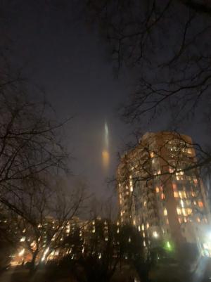 Жители Купчино заметили в небе странное свечение