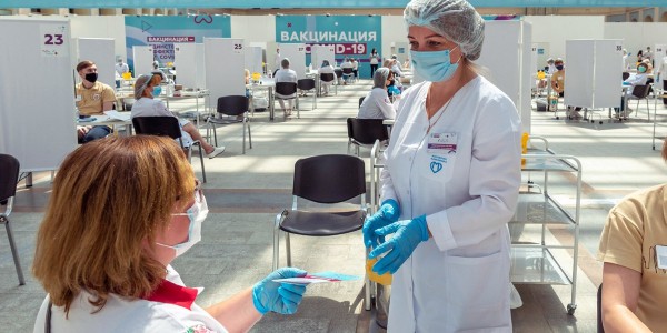 Заработал самый крупный пункт вакцинации от COVID-19 в России