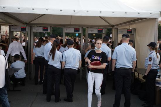 Чумовой выпускной: как прошли &laquo;Алые паруса&raquo; в разгар коронавируса