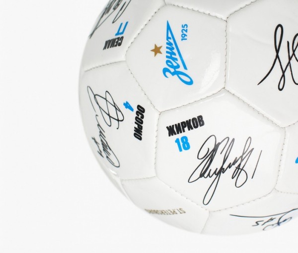 Что привезти из Петербурга в качестве сувениров?