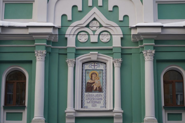 Завершилась реставрация дома с часовней Божией Матери Коневской