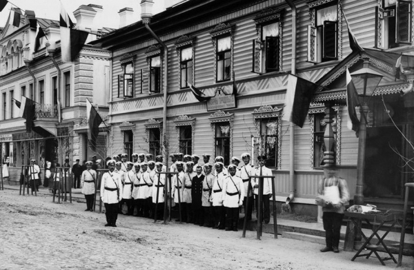 Как в Петербурге убирали снег до революции