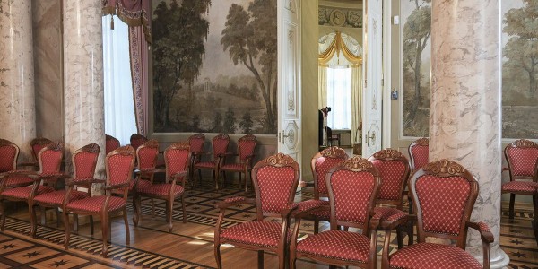 В сети появился тур по усадьбе Люблино