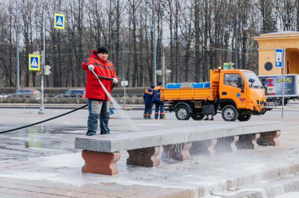 Весенняя генуборка в Петербурге начнётся с апреля Весенняя генуборка в Петербурге начнётся с апреля