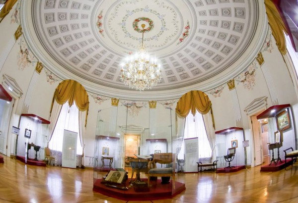 В сети появился тур по усадьбе Люблино