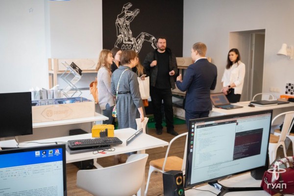 ГУАП презентовал свои разработки в День космонавтики