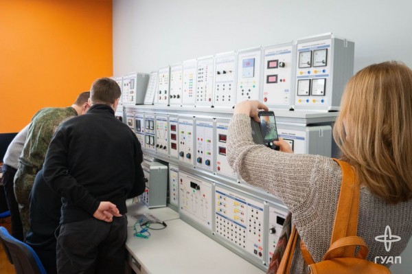 ГУАП презентовал свои разработки в День космонавтики