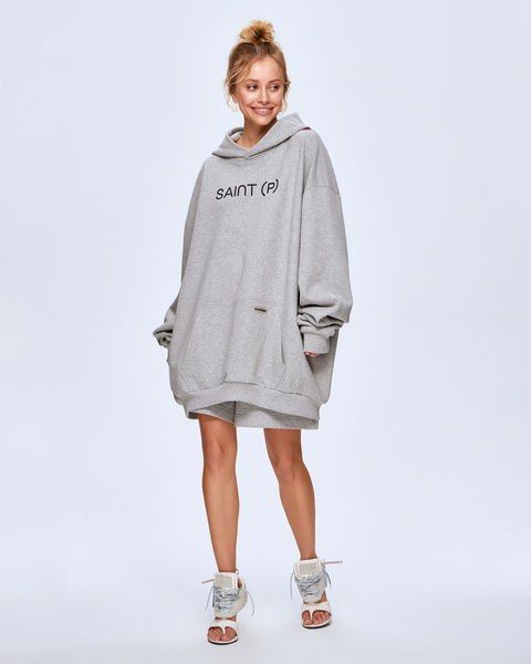 Бренд Monochrome посвятил Петербургу новую капсульную коллекцию