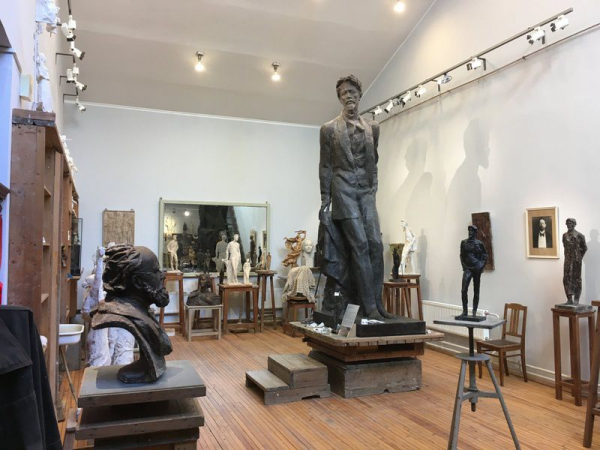 Зелено и богато: прогулка по Аптекарскому острову