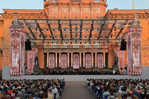 У стен Михайловского замка состоялся концерт &laquo;Ода Петру Великому&raquo;