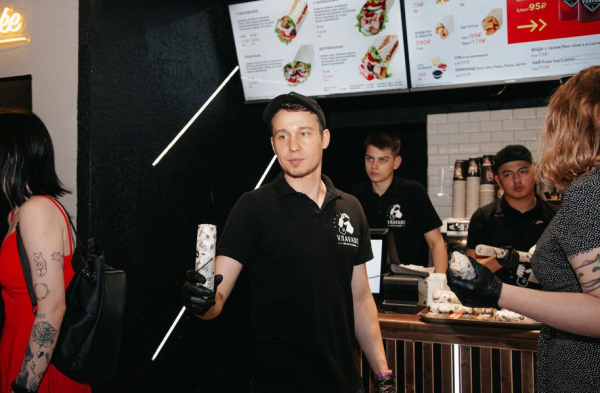 Возле метро &laquo;Озерки&raquo; в Петербурге открылась новая точка VLAVAШE