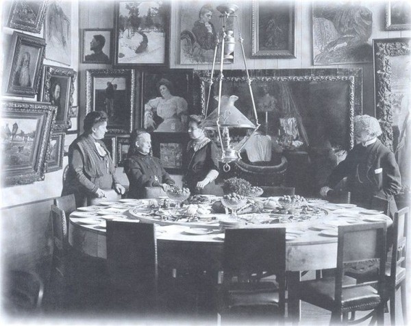 Не такие, как все: вегетарианцы дореволюционного Петербурга