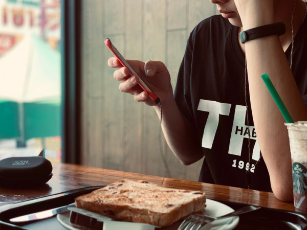 На месте Starbucks в Петербурге открылись кофейни Stars Coffee