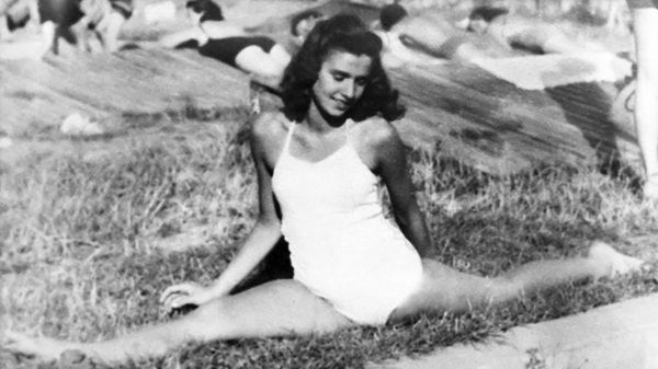 &laquo;Никто не может унизить или отвергнуть нас&raquo;: Эдит Эгер &mdash; 95 лет