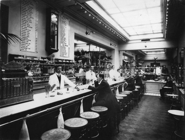 Удивительные факты о ресторанах Петербурга до революции