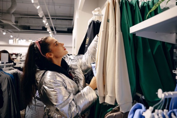 Бренд одежды Mark Formelle открыл семь магазинов в Санкт-Петербурге