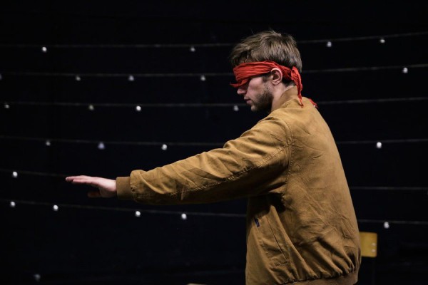 Правила проживания в общежитии: рецензия на спектакль &laquo;Общага на крови&raquo;