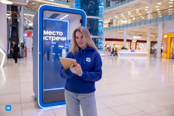 Самый важный звонок: VK предлагает креативно поздравить мам с праздником