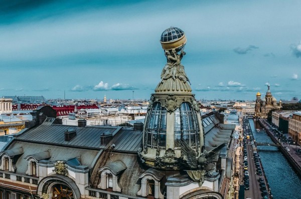 Чудо на Невском: как в Петербурге появился Дом Зингера