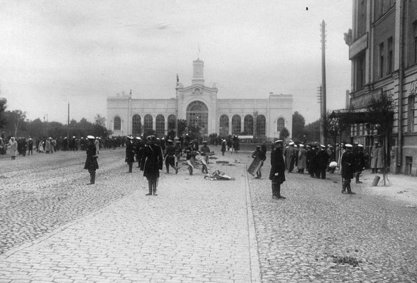 Куда никогда не придут поезда. История Варшавского вокзала в Петербурге