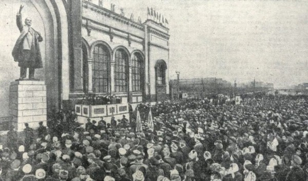 Куда никогда не придут поезда. История Варшавского вокзала в Петербурге