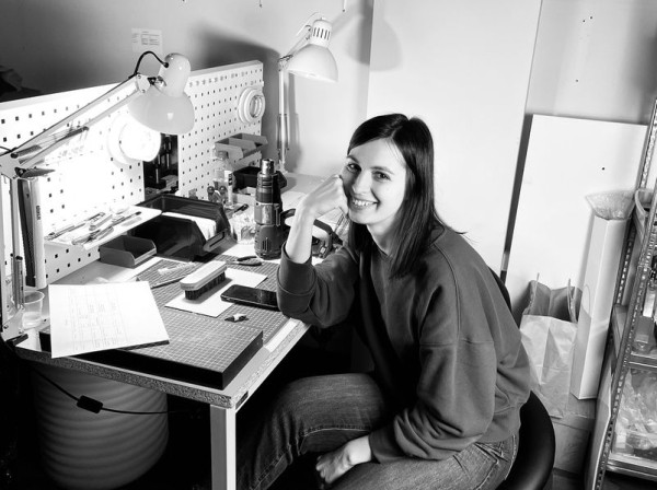 В Питере &mdash; строить бизнес. О петербургском бренде ремешков для Apple Watch из Омска Slava Larionov&lrm;