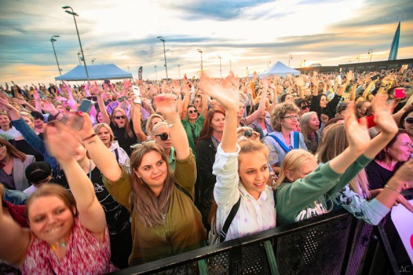 Клуб &laquo;Космонавт&raquo; открывает сезон летних концертов под открытом небом