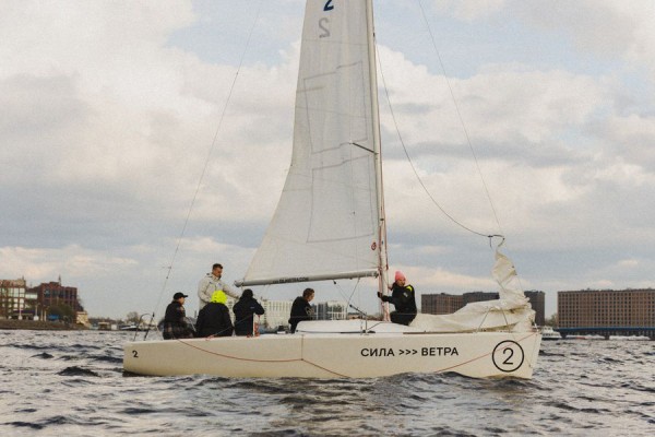 Go по работам: фотограф Дмитрий Сайтимов про узнаваемый почерк, сумку для Vogue и любимую съёмку