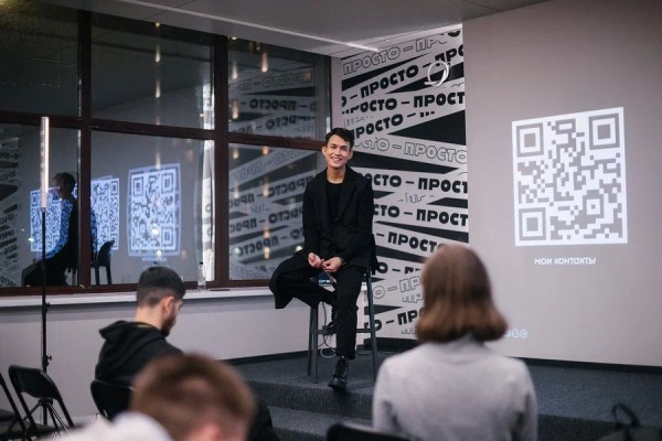 Go по работам: фотограф Дмитрий Сайтимов про узнаваемый почерк, сумку для Vogue и любимую съёмку